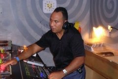 DJLouie-@-DiscotequeNYC-late-90s
